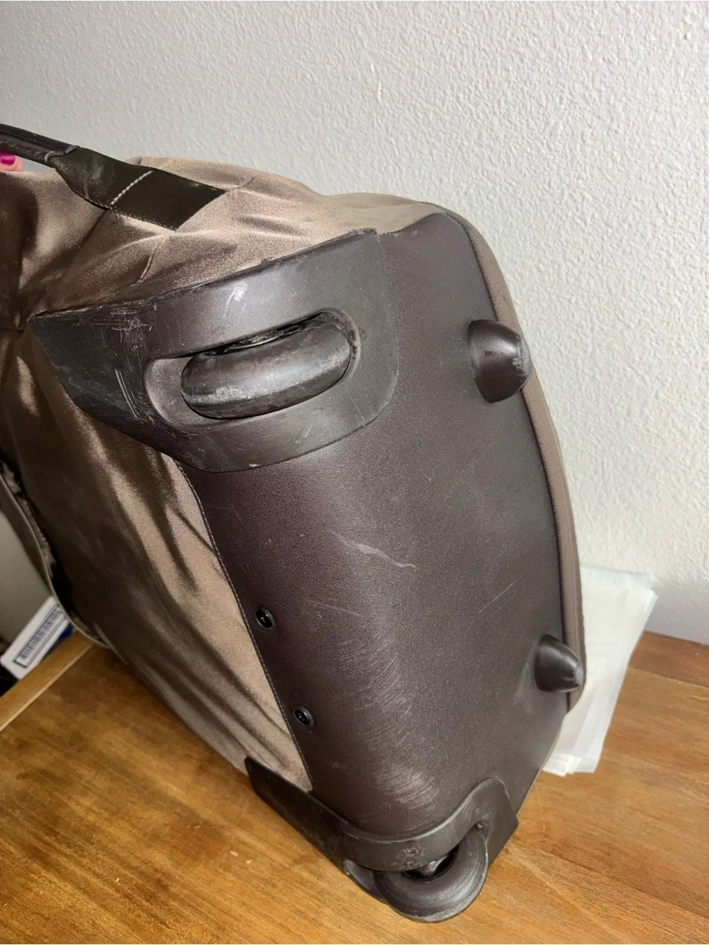 Tumi compact rolling
